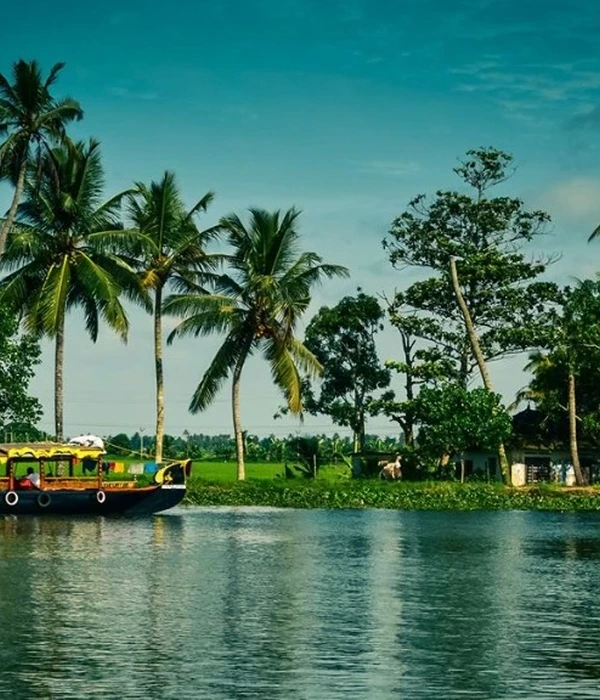 Kerala Backwaters & Nature